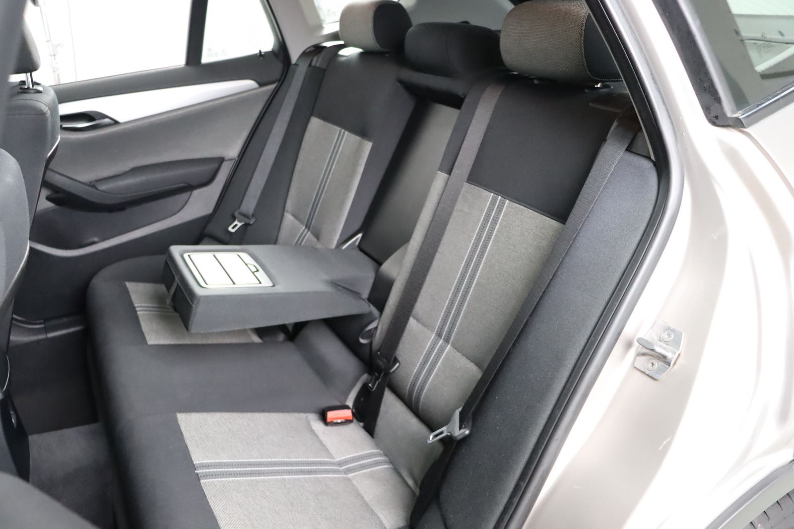 Fahrzeugabbildung BMW X1 18i * X-Line * Xenon * Sitzhzg.