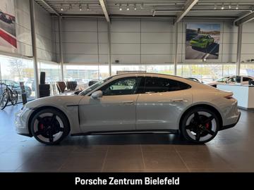 صورة 2 لـ 2025 Porsche TAYCAN