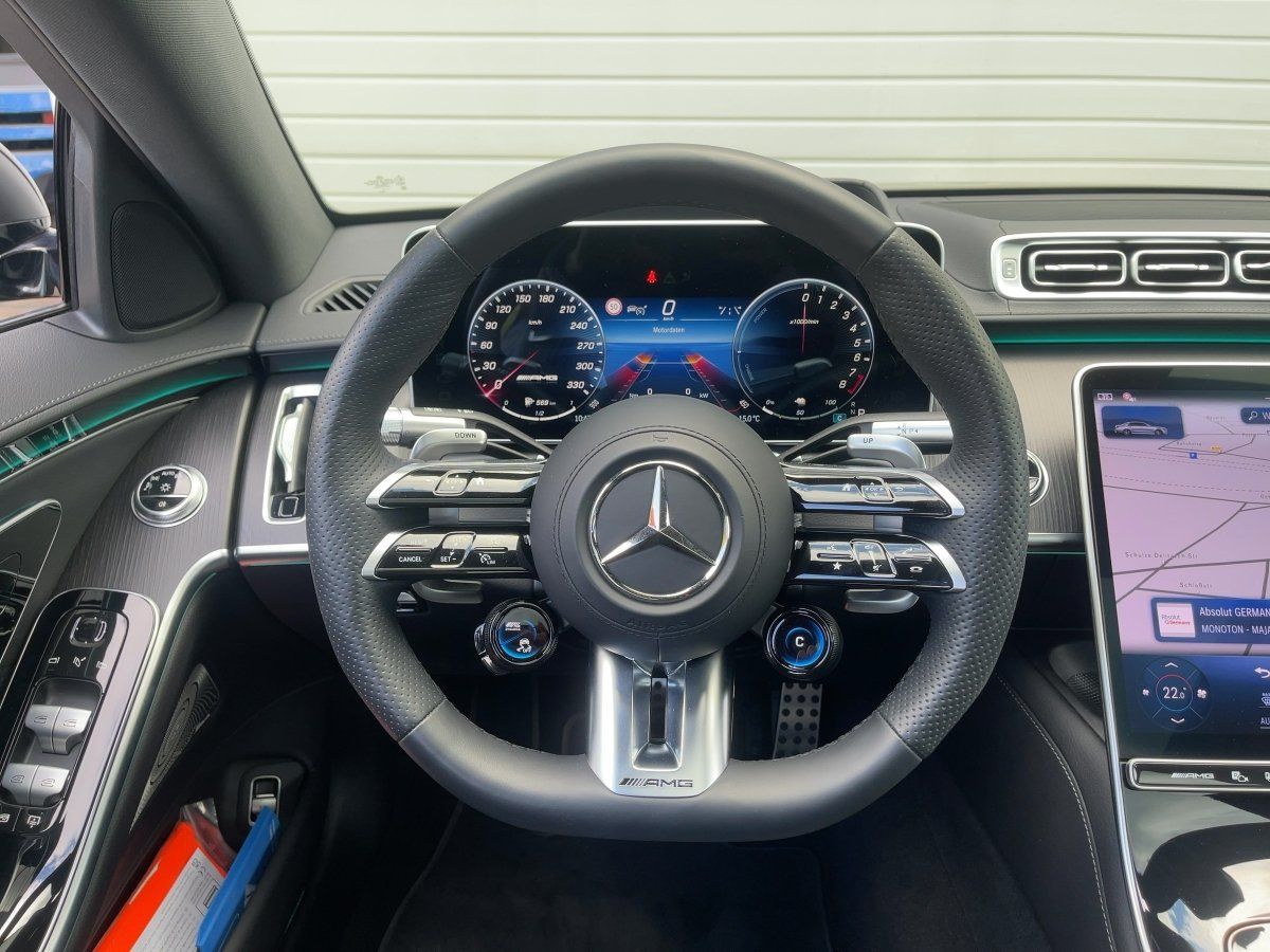 Fahrzeugabbildung Mercedes-Benz S 63 E-Perf. AMG/Fond-Ent./Pano/Burm./Distr./HuD