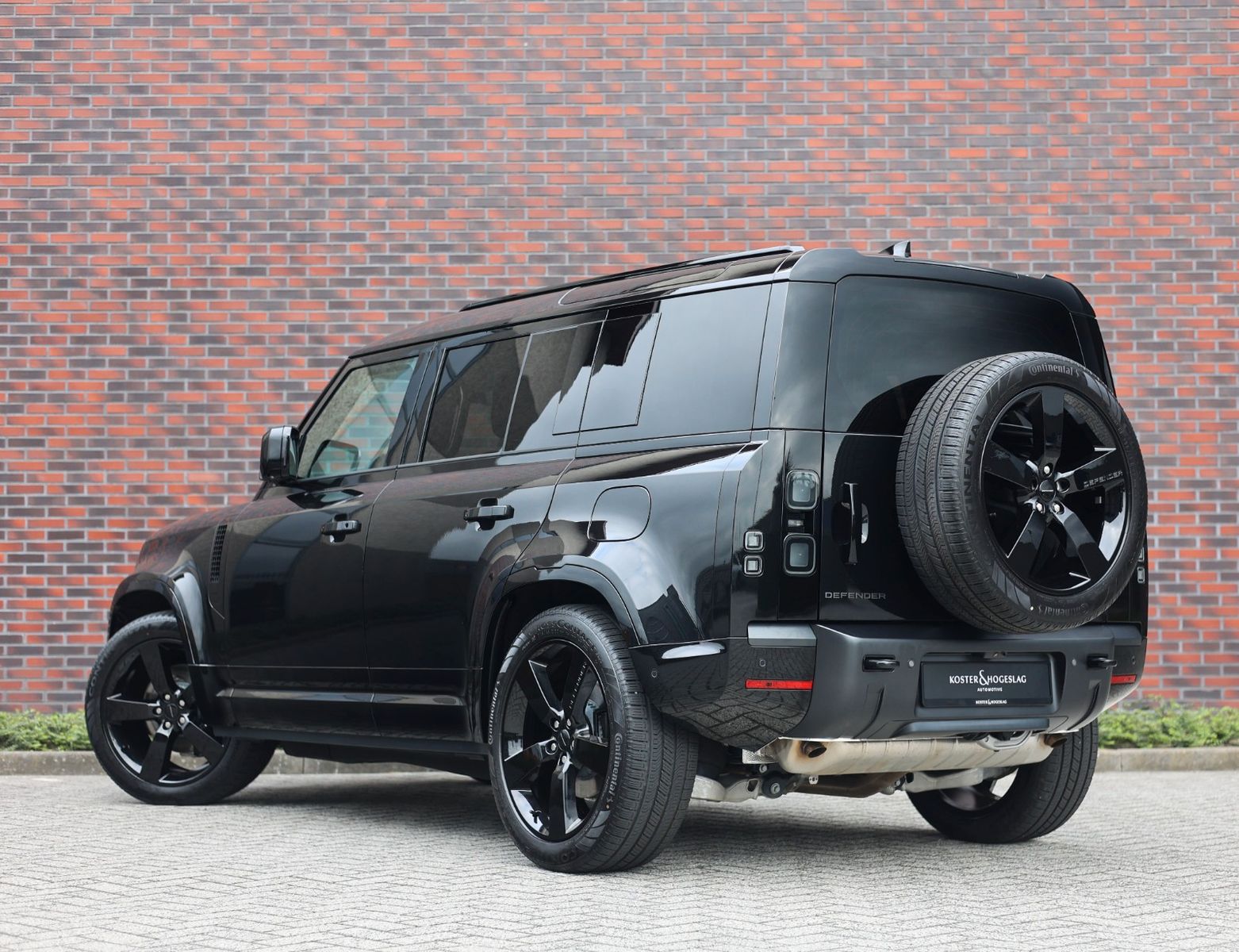 Land Rover Defender X-Dynamic HSE imagem 2