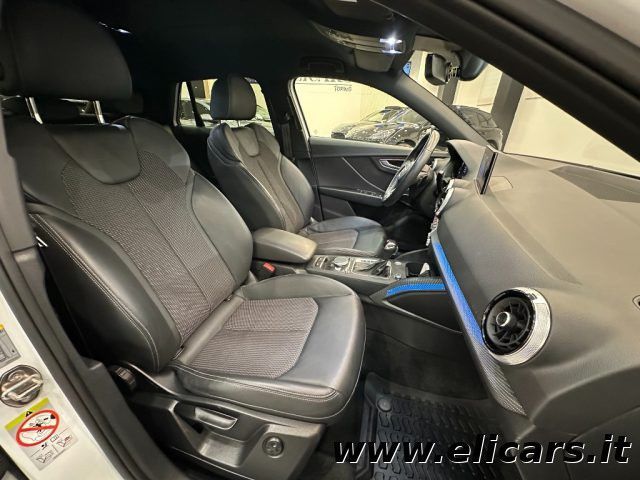 Audi AUDI Q2 30 TDI S tronic Identity Black imagem 3