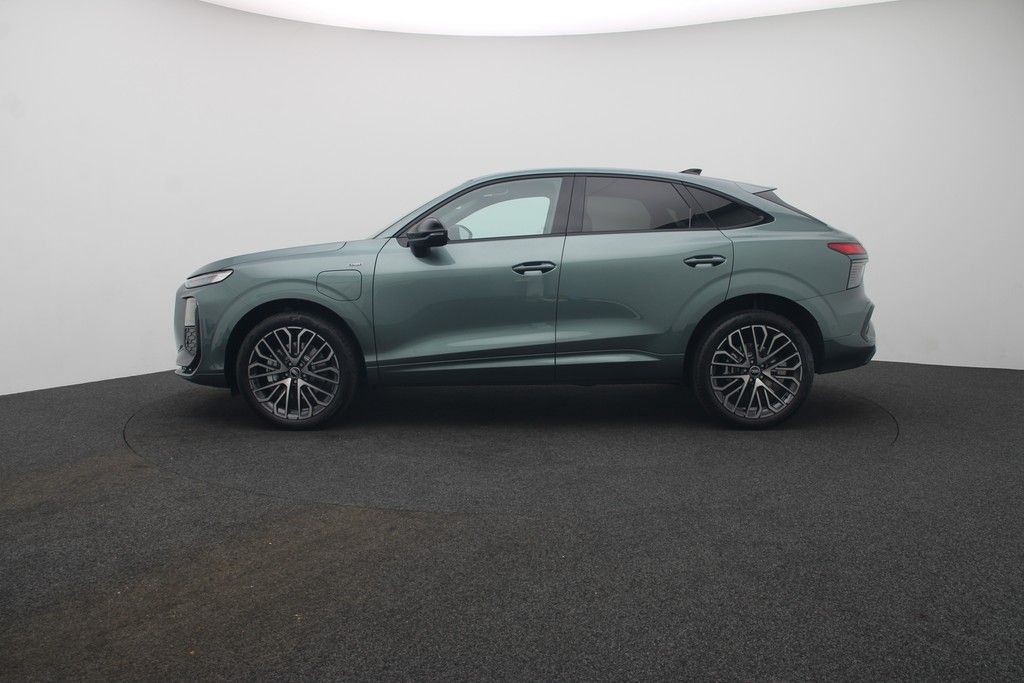 Audi Q3 Sportback e-hybrid 200 kW S tronic AHK, Pano, imagem 2