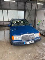 Mercedes-Benz 230 - Mercedes-Benz 230 Gebrauchtwagen in Hamburg