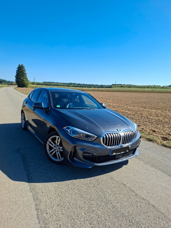 Image of BMW 118
