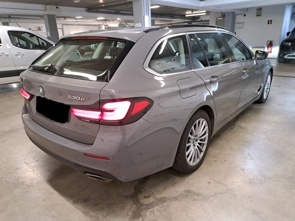 BMW 530 e xDrive AHK Leder Memory Harman-Kardon Kam imagem 2