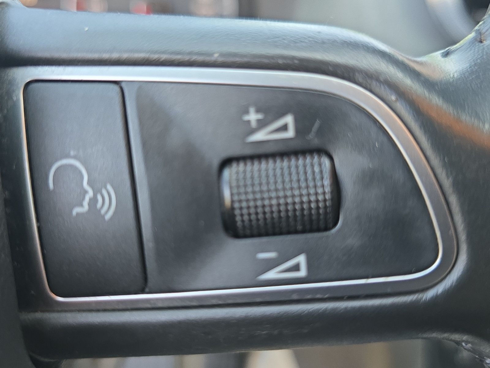 Fahrzeugabbildung Audi A3 Sportback 2.0 TDI AUS 1.HAND/AHK/KLIMA