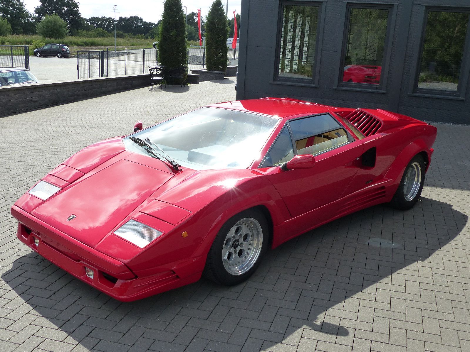 Fahrzeugabbildung Lamborghini Countach 25 th Anniversary