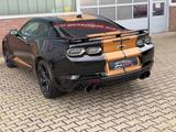 Chevrolet Camaro Coupé 6,2 V8 460PS - Chevrolet Camaro mit Benzin-Antrieb: Coupe, Schaltgetriebe