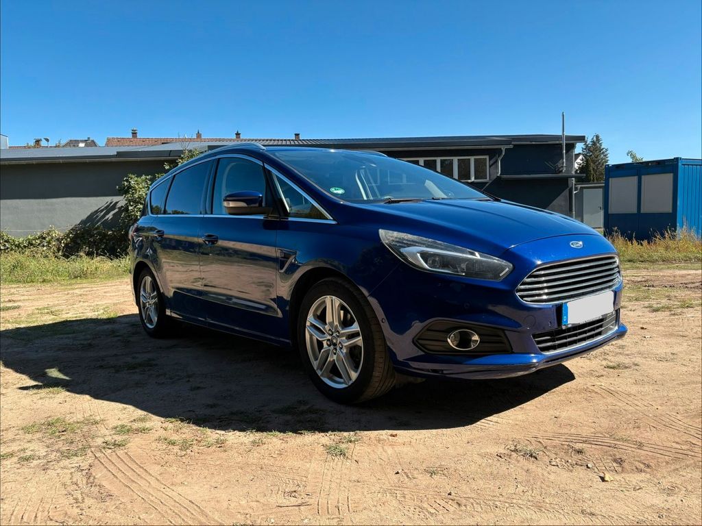 Image of Ford S-Max