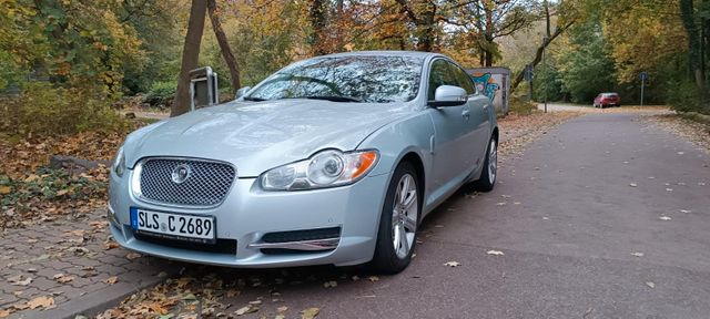 Jaguar XF 2.7 L V6 Diesel Luxury 