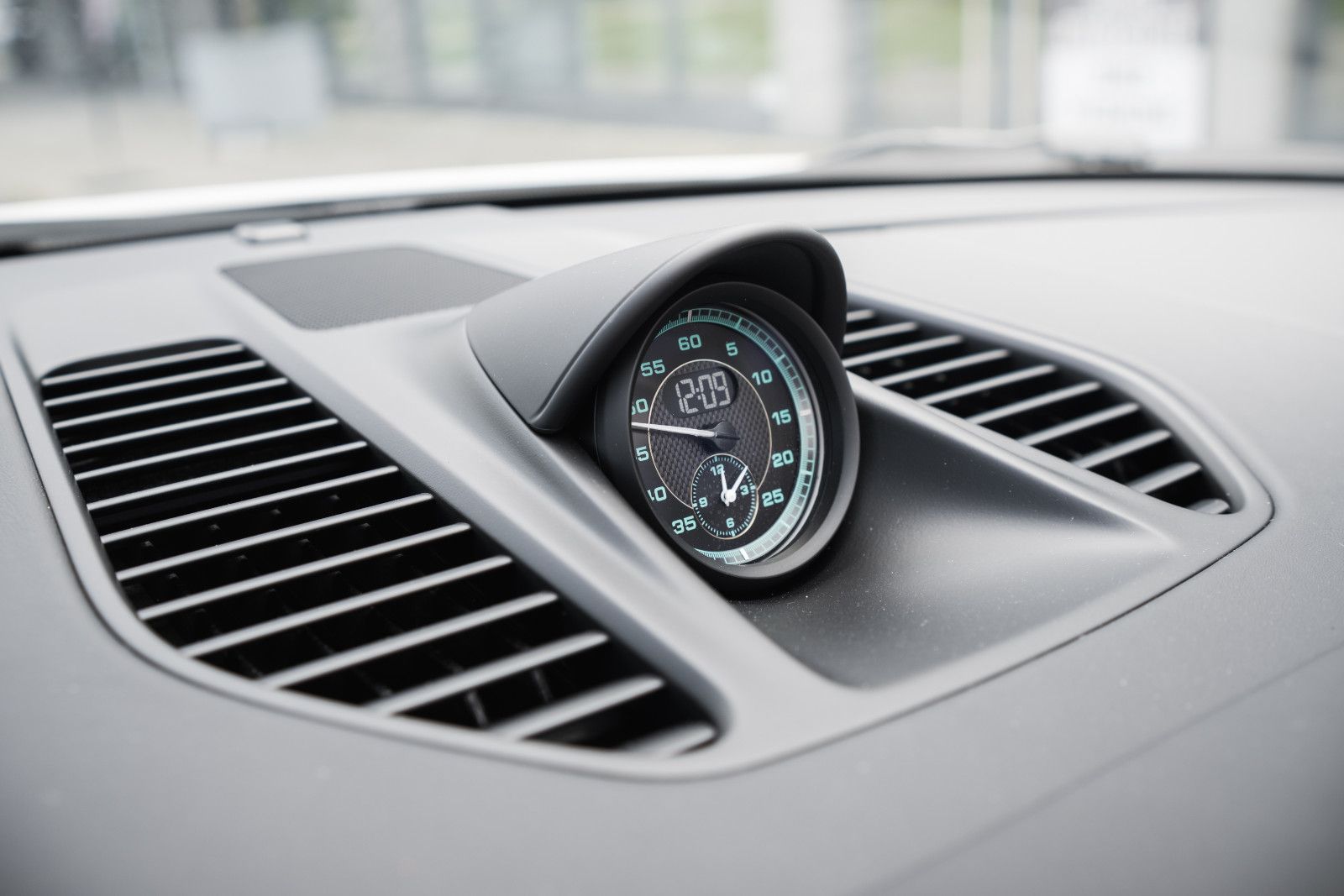 Fahrzeugabbildung Porsche 991/911 Speedster-90Ltr.-Lift-Approved-56 KM!!!