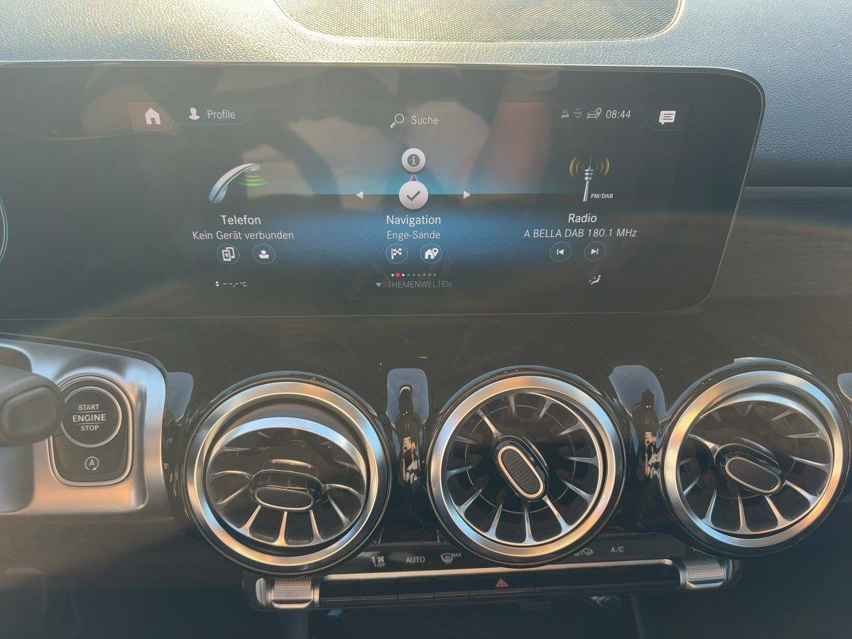 Mercedes-Benz GLB AMG Line AHK,AUTOM.,LED,Navi,SHZ,Kamera, миниатюра 10