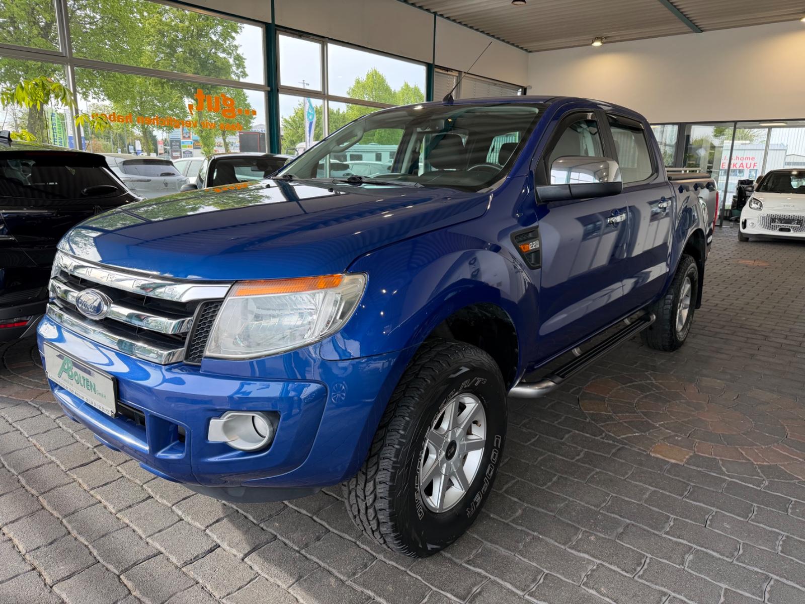 FORD RANGER XLT 2.2 TDCI 150ch 4X4 - DOUBLE CABINE - ATTELAGE 3,35T - JANTES ALLIAGE - MARCHEPIEDS - RÉGULATEUR - CLIMATISATION