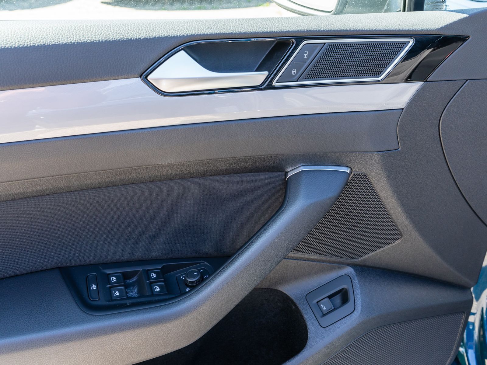 Volkswagen Passat Variant - Bild 11