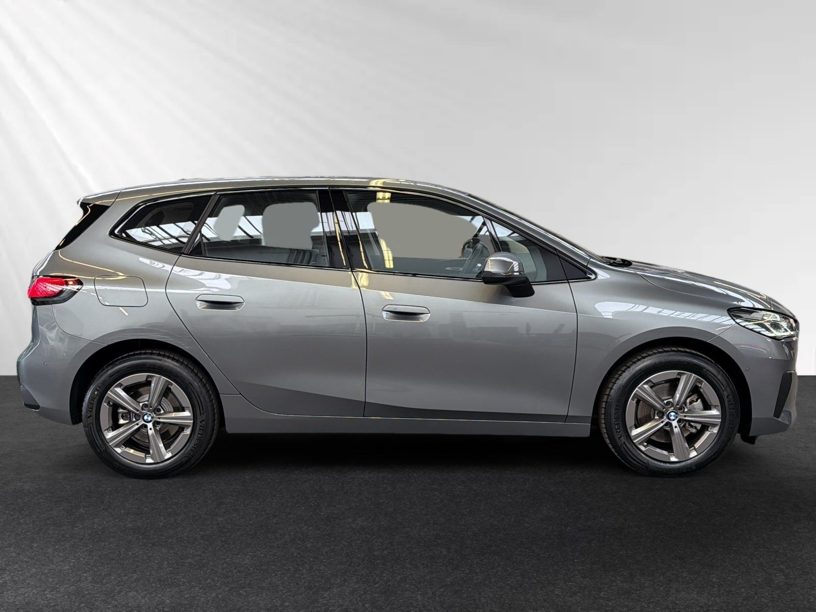 BMW 220 Active Tourer - Bild 2