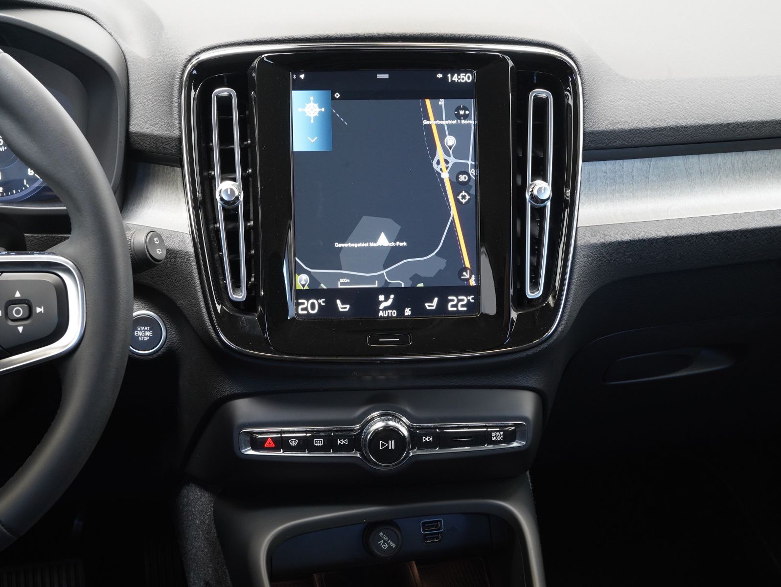 Fahrzeugabbildung Volvo XC40 B4 B Inscription LED/NAVI/ACC/LEDER/360°