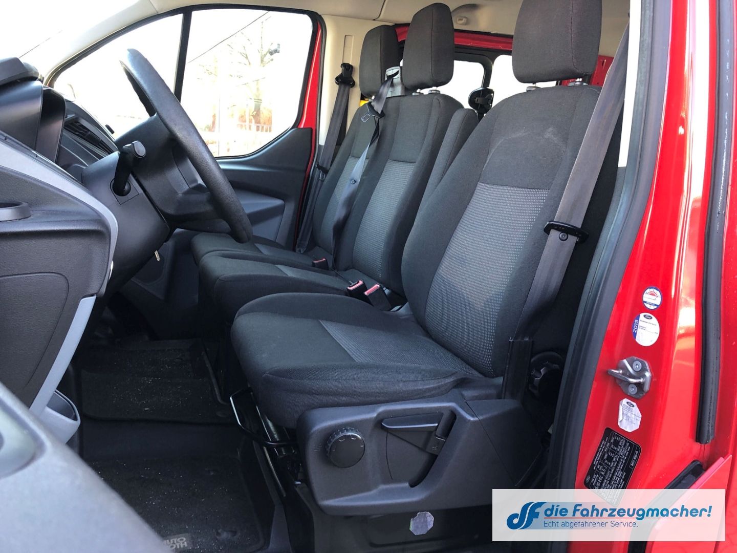Fahrzeugabbildung Ford Transit Custom Kombi 300 L1 2.2 TDCi *2398 *KLIM
