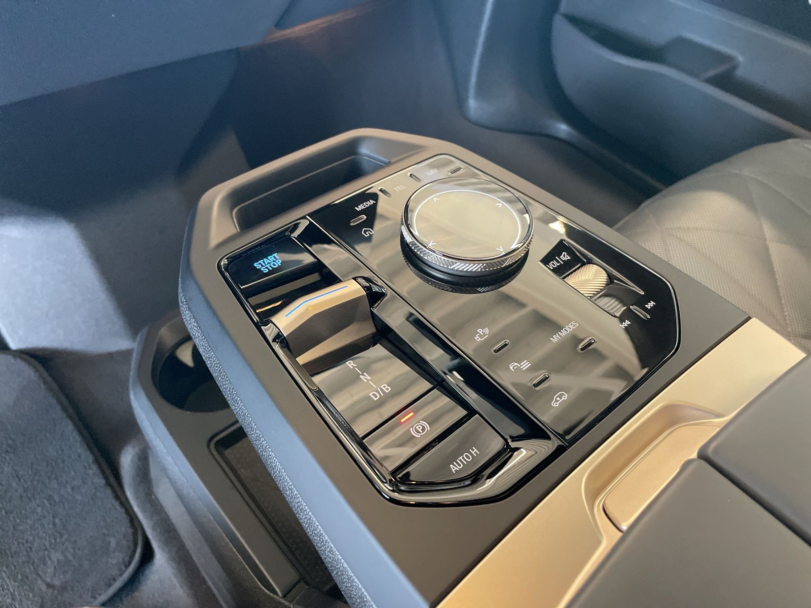 BMW iX xDrive50 Bowers & Wilkins Driv.Assist.Prof foto 15