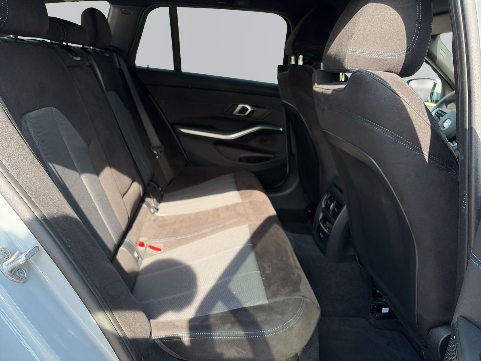 BMW 320 - Bild 10