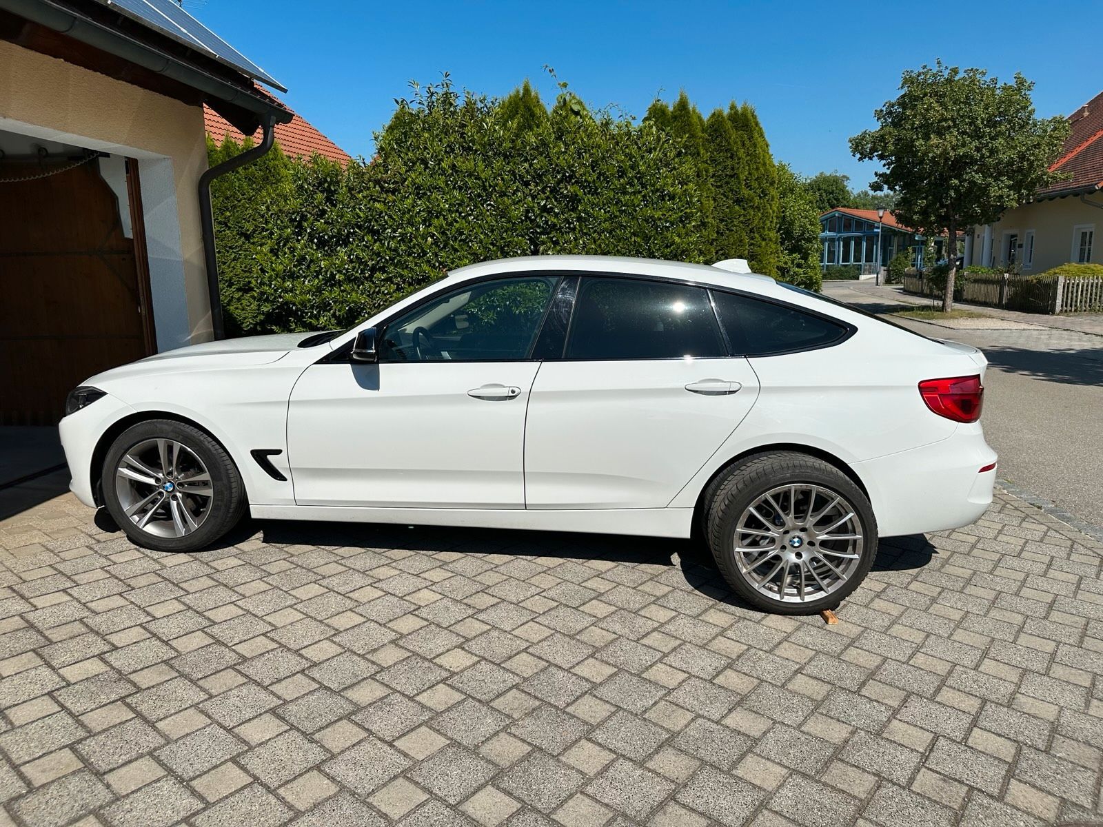 BMW BMW  320 GT Sport line