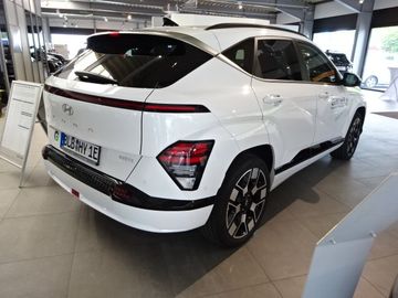 Fotografie des Hyundai KONA Prime Elektro 65,4 Akku*Leder*Alu19 *BOSE*A