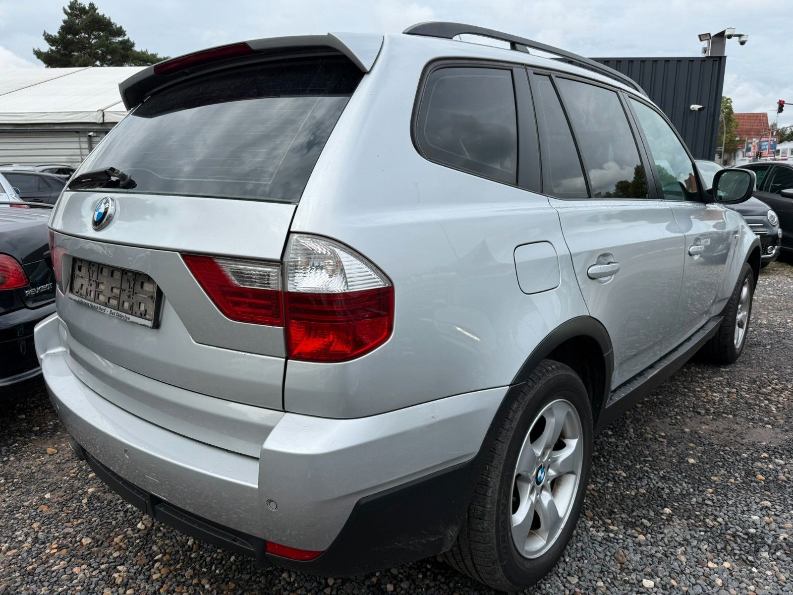 Fahrzeugabbildung BMW X3 xDrive20d