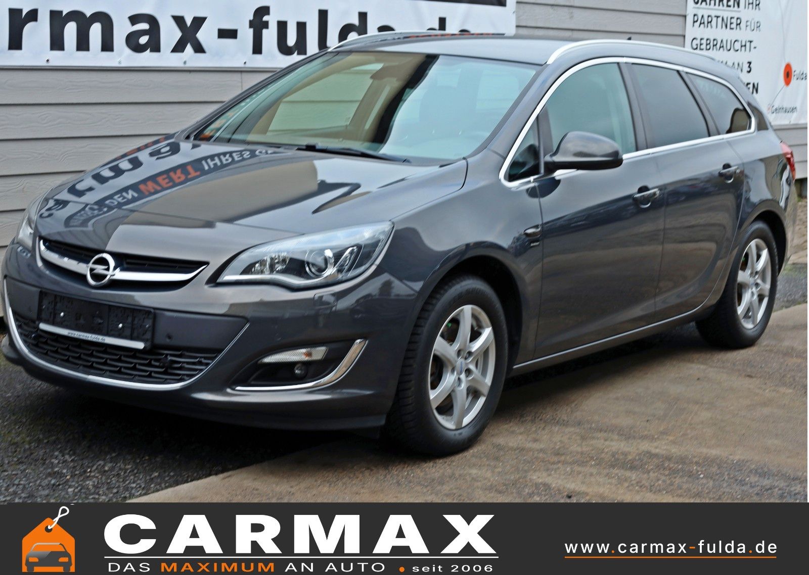 Fahrzeugabbildung Opel Astra J Sports Tourer Exklusiv Navi,SH,PDC,AHK