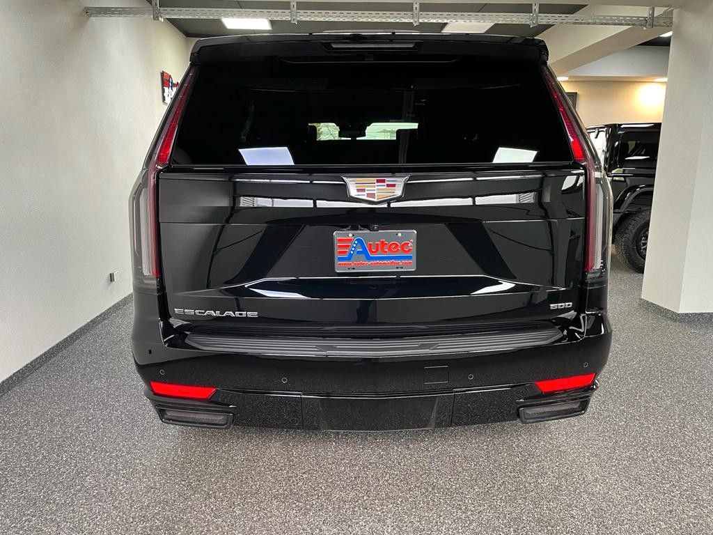 Fahrzeugabbildung Cadillac 2023 ESCALADE SPORT PLATINUM - 6.2 V8 VORFÜHRWAG