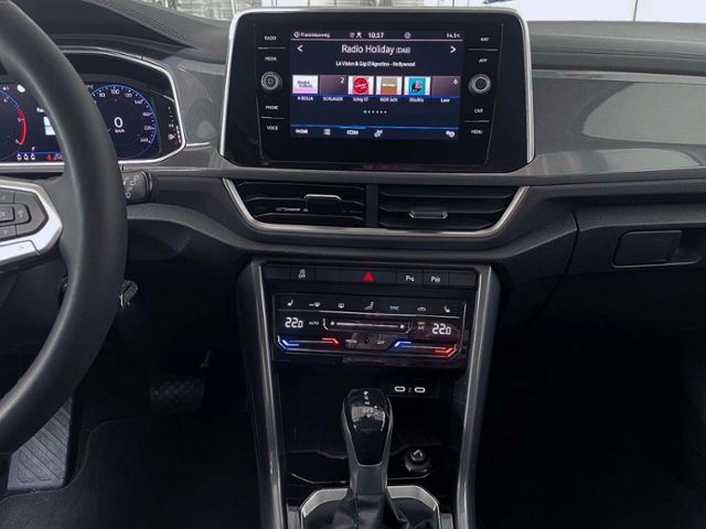 Fahrzeugabbildung Volkswagen T-Roc Style 1.5 TSI DSG | LED RFK ACC