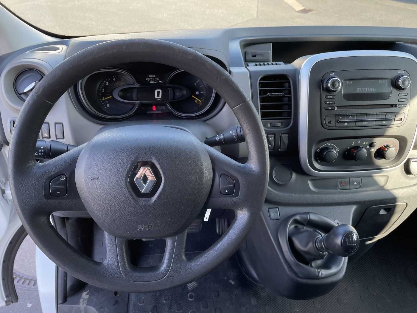 Fahrzeugabbildung Renault Trafic dCi 120 L1H1 / TIME France ETL 21 8m