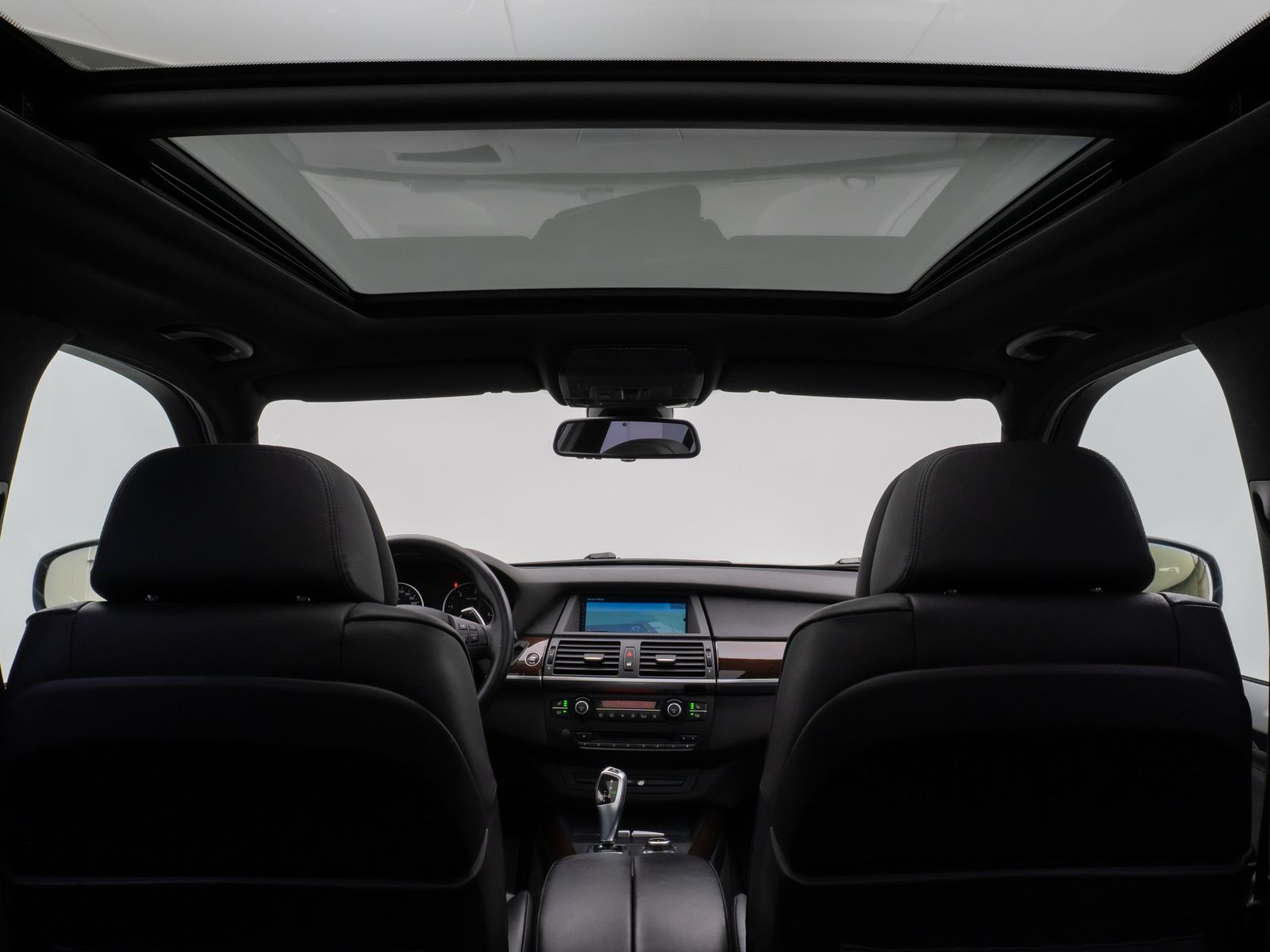 Fahrzeugabbildung BMW X5 xD40d  Sport Panorama Kamera HUD HiFi SoftCL