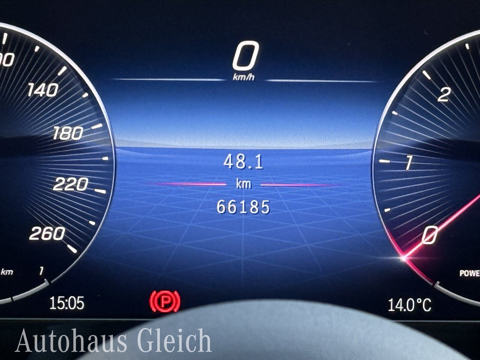 Fahrzeugabbildung Mercedes-Benz C 220 d 4MATIC T-Modell AVANTGARDE Exterieur/Nav