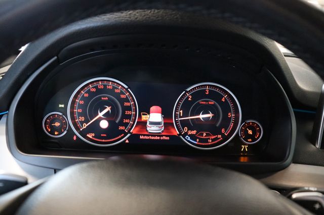 Fahrzeugabbildung BMW X5 xDrive 30 d M-Sportpaket|H/K|ACC|LED|H-UP|
