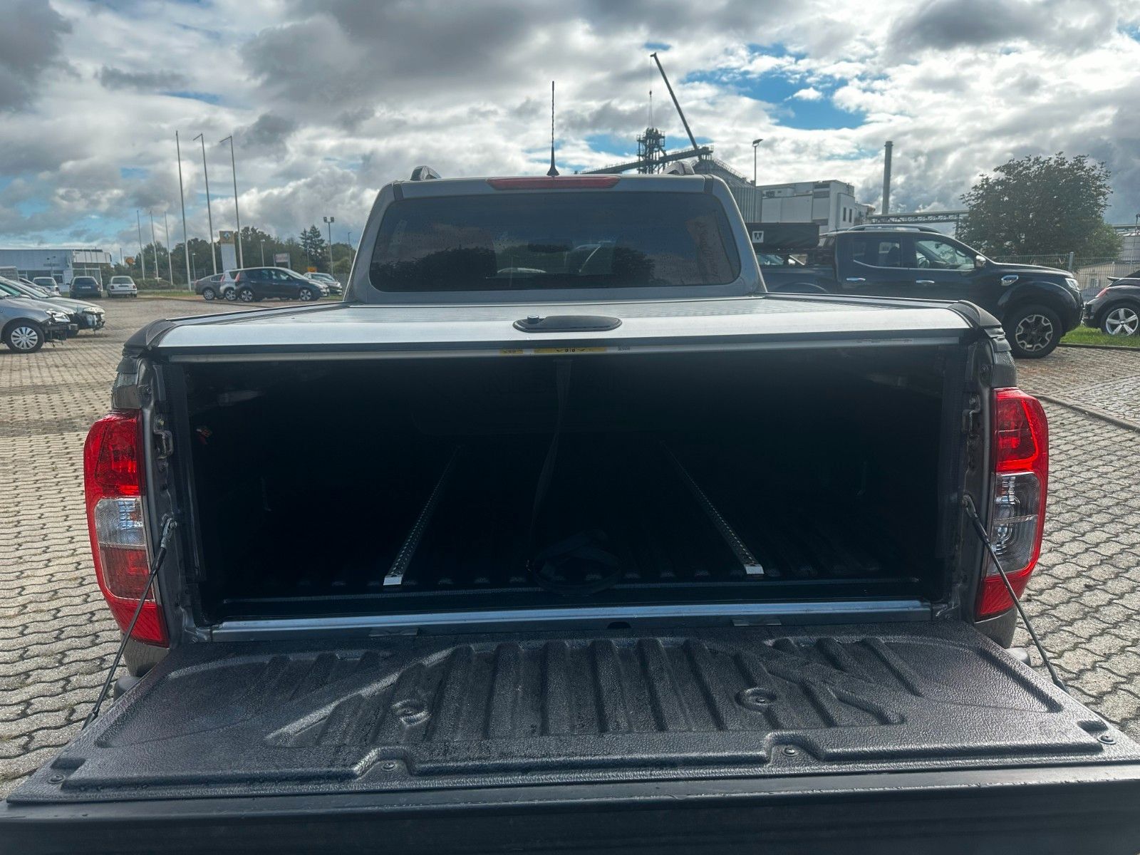 Fahrzeugabbildung Nissan N-Guard Double Cab/SH Gepflegt/Optik,Technik Top