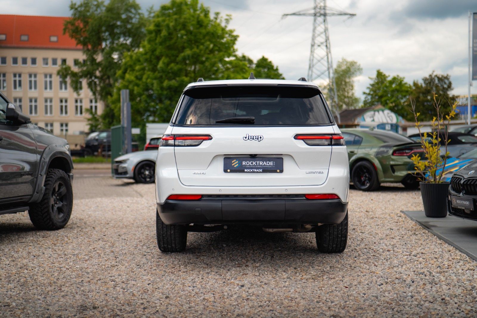 Fahrzeugabbildung Jeep Grand Cherokee 3.6 4x4 LIMITED L Night*ACC*Pano*