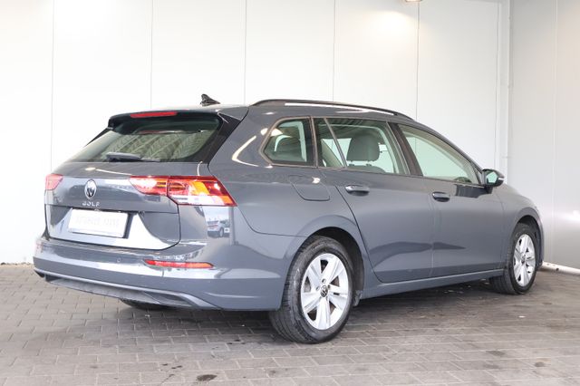 Volkswagen Golf VIII 2.0 TDI Life AID+ACC+KAM+CARPLAY