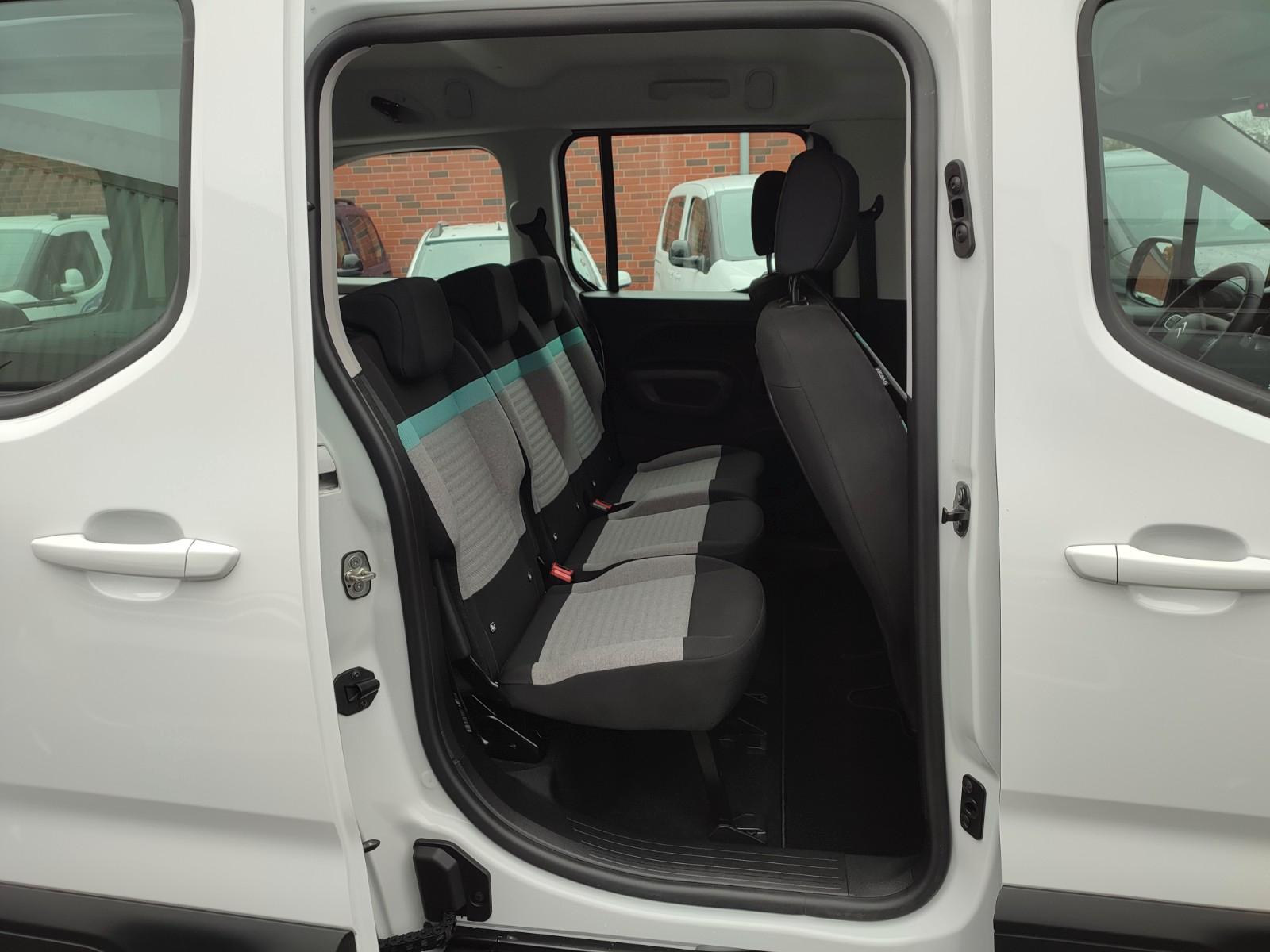 Citroën Berlingo PureTech 130 XL EAT8 Klimaaut/PDC+Cam