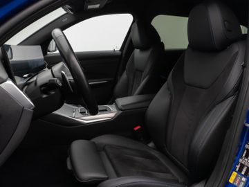 Fahrzeugabbildung BMW 330e Tour M Sport Komfortzugang Kamera 18"M LMR