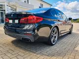 BMW M550i xDrive VOLL - Wolf im Smoking - BMW M-Modelle in Hamburg