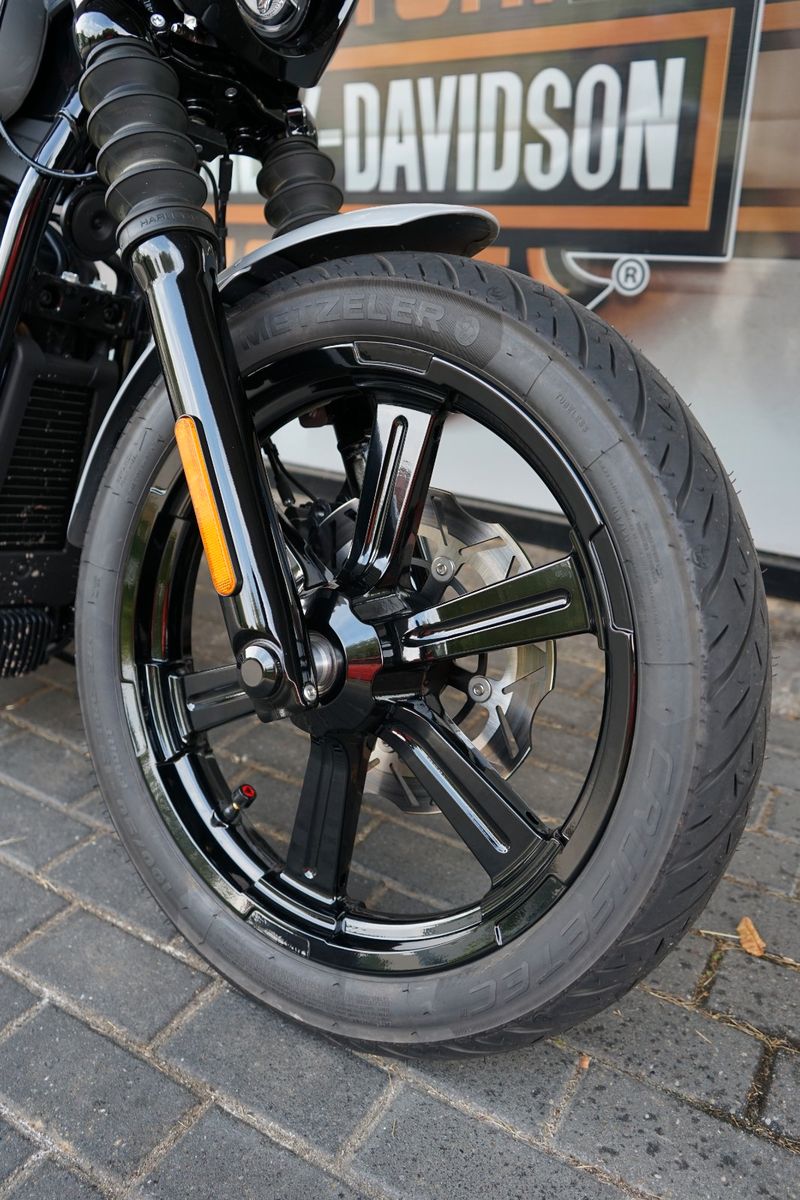 Fahrzeugabbildung Harley-Davidson Softail Street Bob FXBB CLUBSTYLE