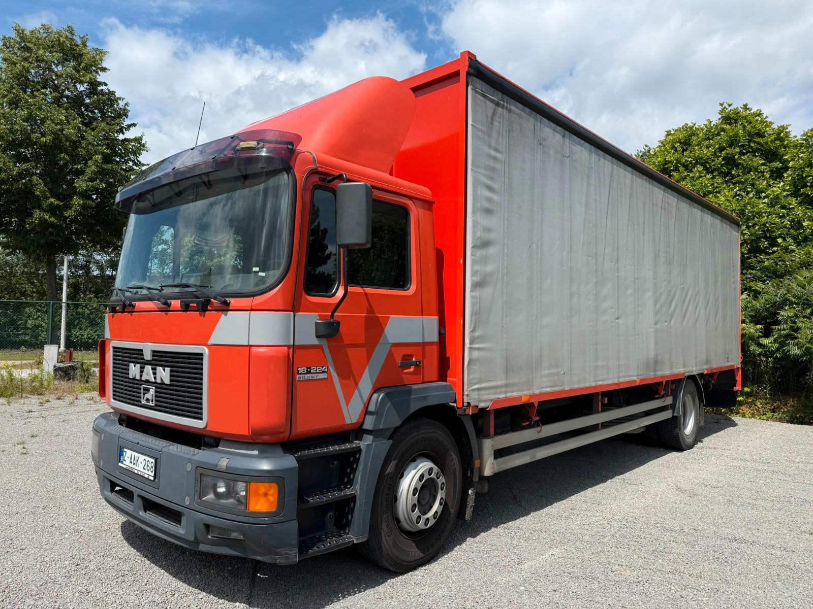 MAN 18.224 / ORIGINAL 180560 Km / BELGIUM  truck