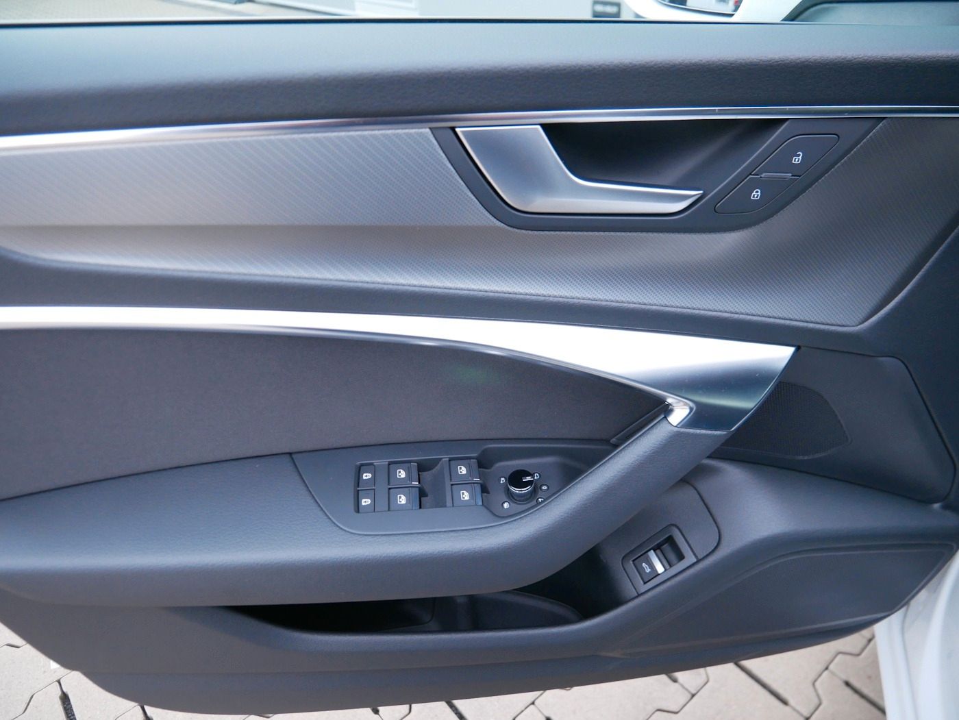 Fahrzeugabbildung Audi A6 Avant 2.0 quattro advanced NEU76T ACC LED KAM