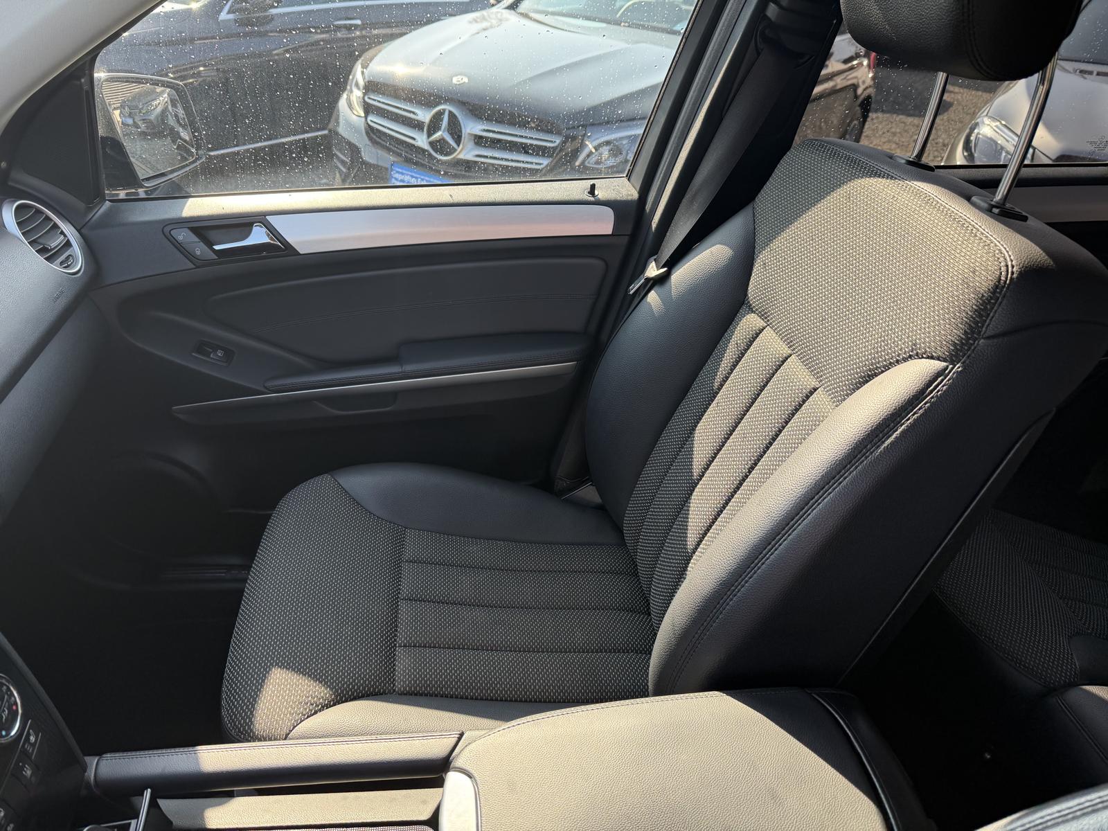 Mercedes-Benz ML300 2011 — photo 16