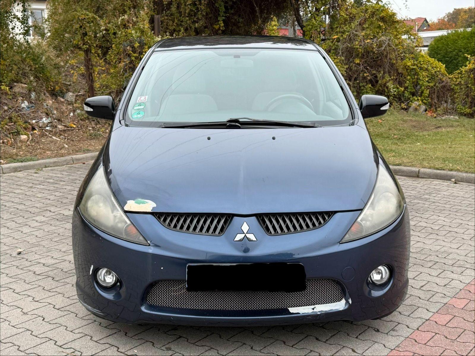 Mitsubishi Grandis 2004 — photo 5
