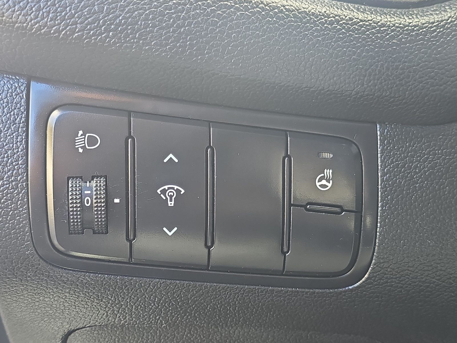 Fahrzeugabbildung Kia Cee'd Lenkradheizung/ NAVI/ RÜCKFAHRKAMERA