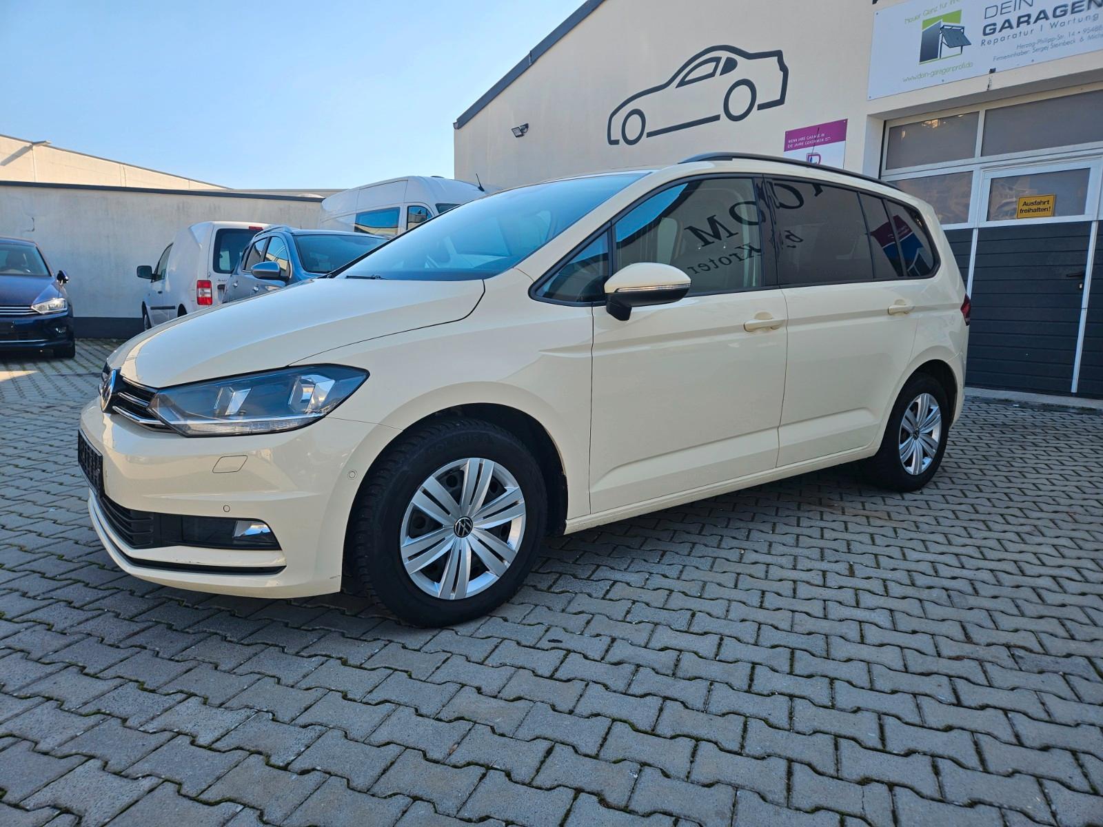 Volkswagen Touran 2.0 TDI SCR DSG Comfortline Nav+Temp+7Sit