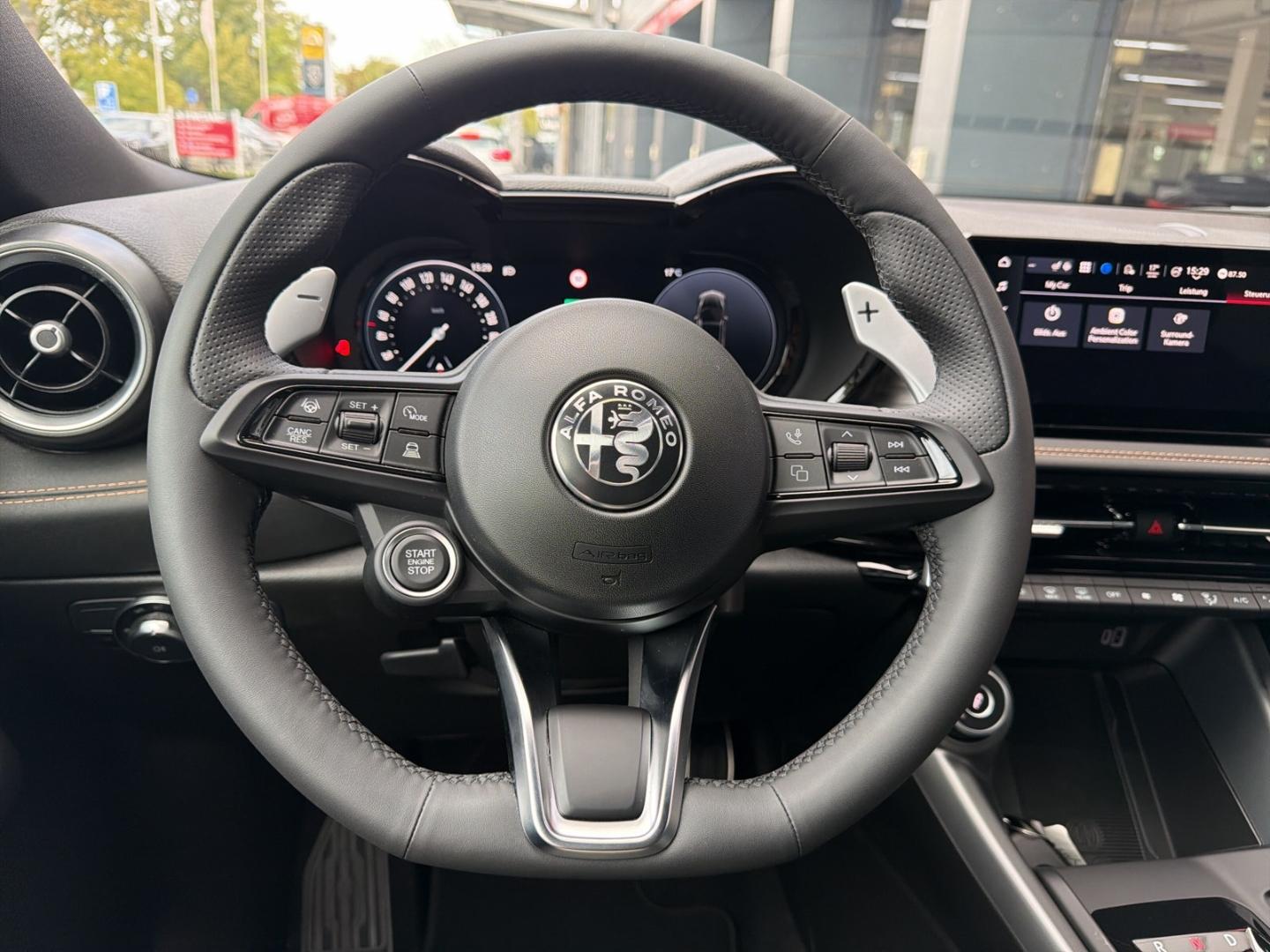 Alfa Romeo Tonale Ibrida VELOCE 128kW AT Tech-Paket Harman/
