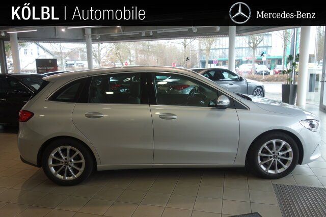MERCEDES-BENZ B 180 PROGRESSIVE AHK MBUX BUISNESS PAK SHZNavi