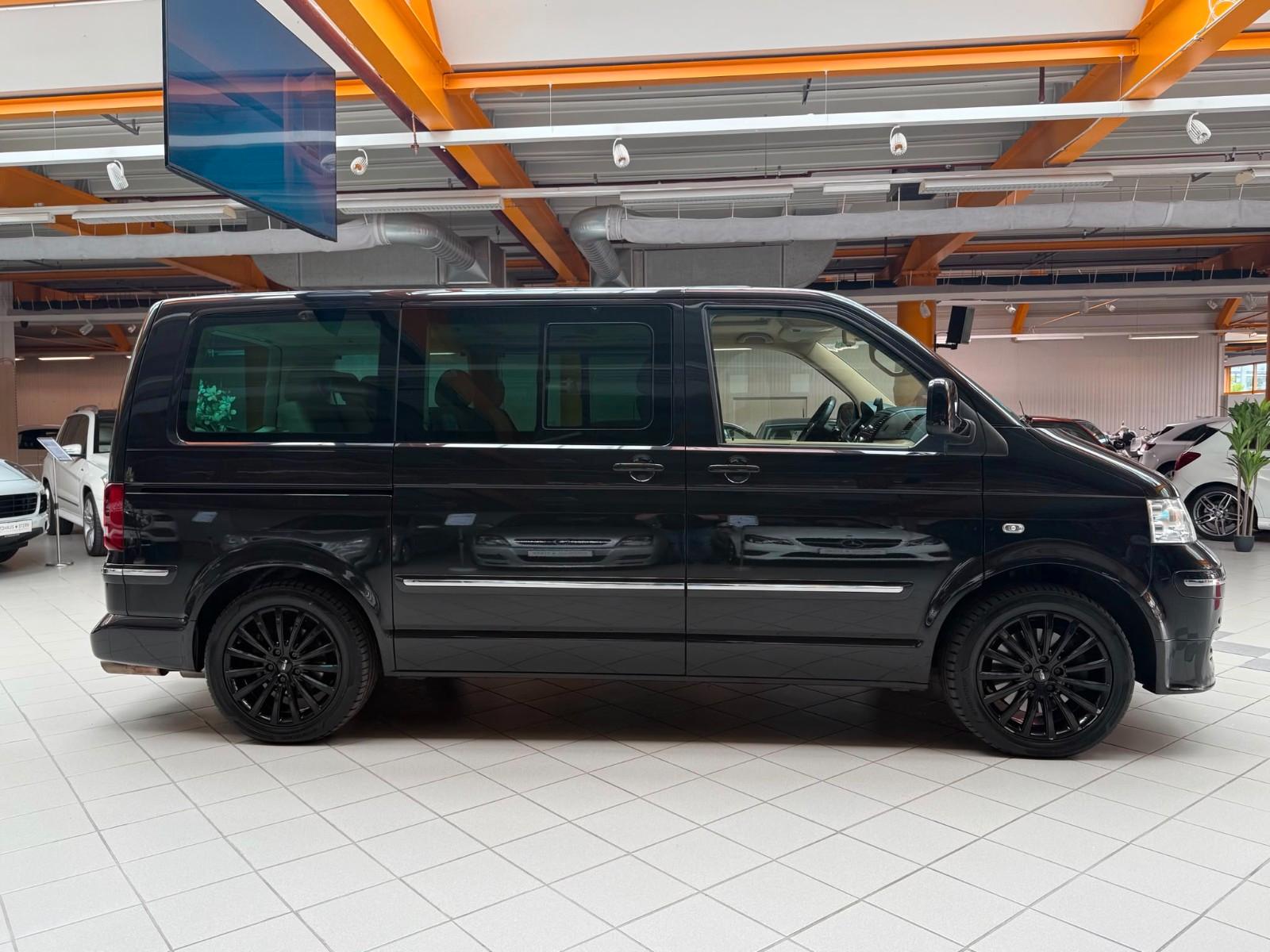 VOLKSWAGEN T5 MULTIVAN HIGHLINE 3.2 V6 235ch 4MOTION - GPL - TOIT PANORAMIQUE - PORTES ÉLECTRIQUES - GPS - CUIR/ALCANTARA