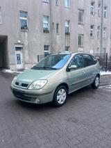 Renault Scenic 2,0l 1 Hand - gebrauchte Renault Scenic aus dem Jahr 2001